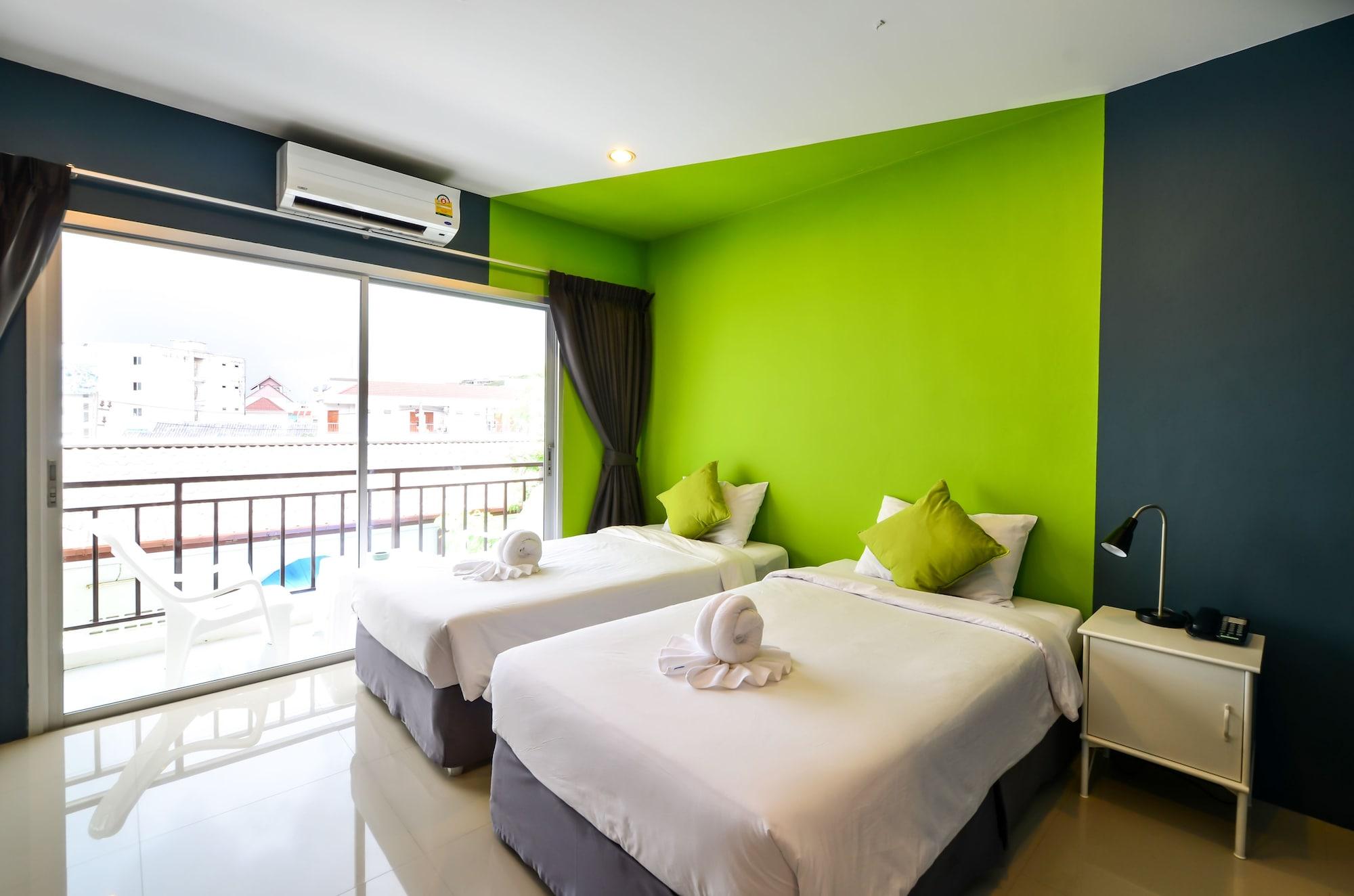 Hotel Two Color Patong Extérieur photo