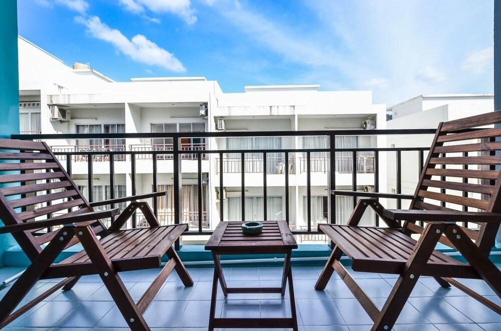 Hotel Two Color Patong Extérieur photo
